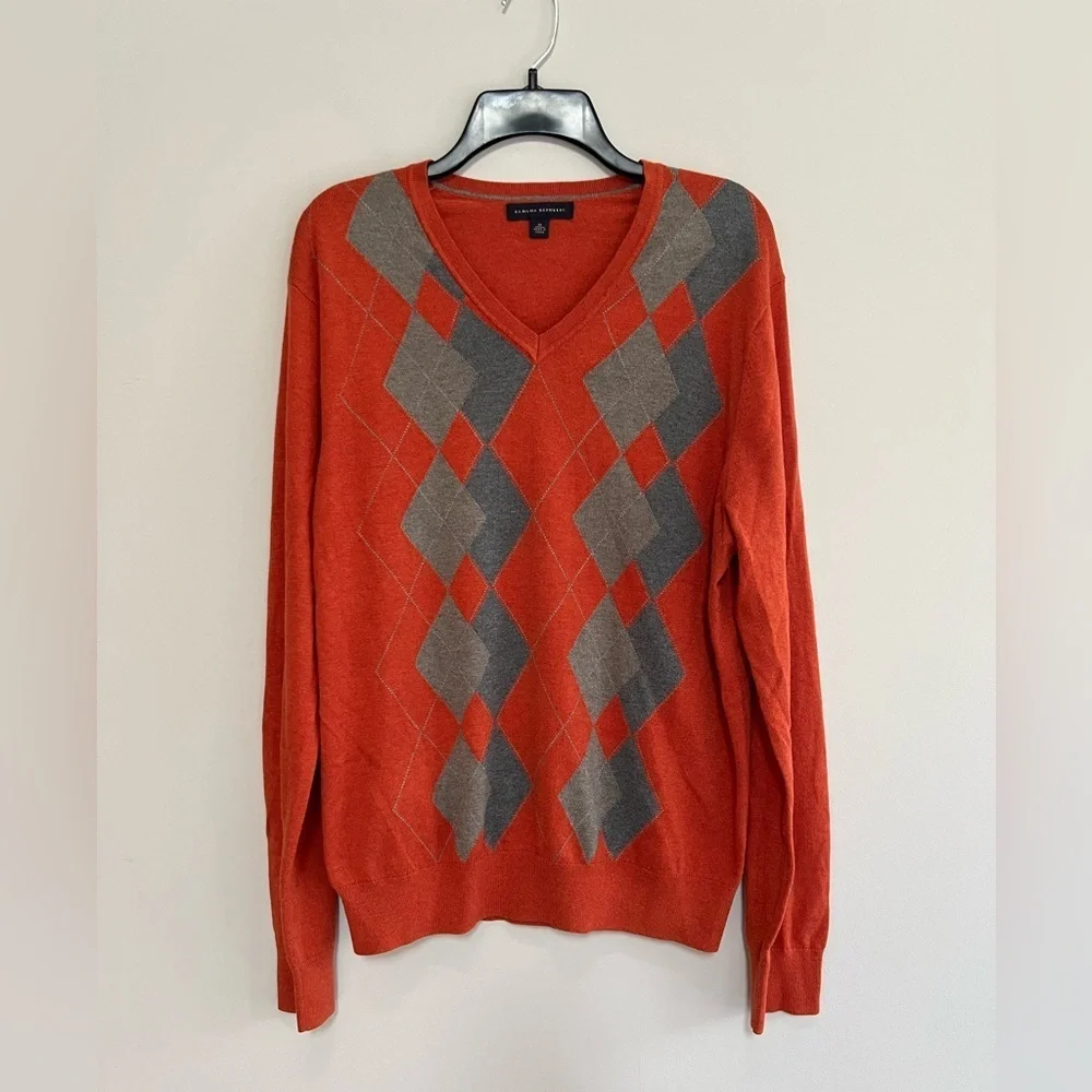 Banana Republic Silk Cashmere Argyle V-Neck Pullover Sweater, Cayenne Orange, M